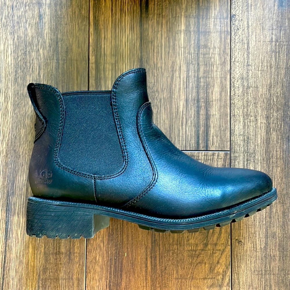 UGG black Bonham boots